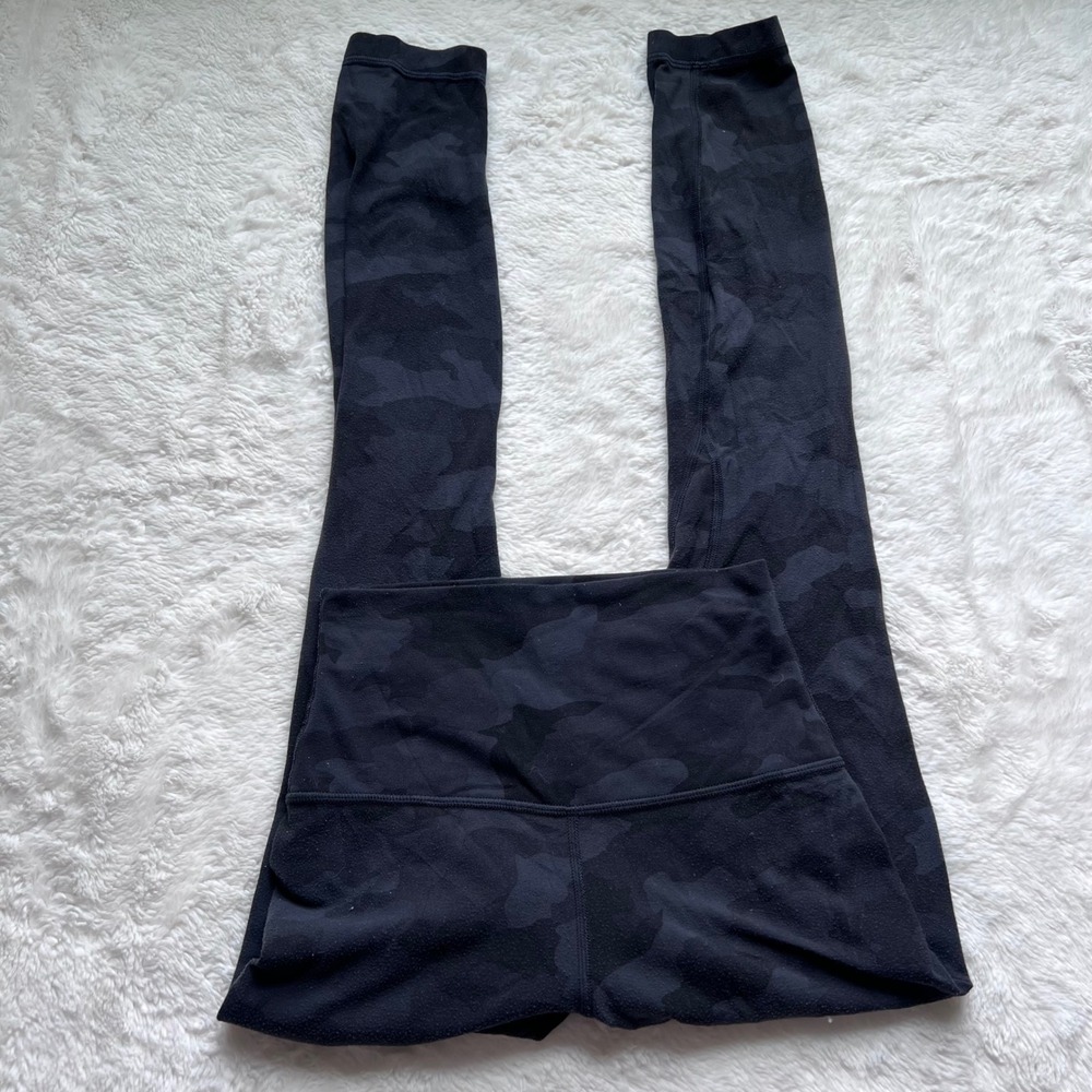 Lululemon High Rise Camo Leggings Black Gray Size 2‎ Heritage 365 Camo Deep Coal